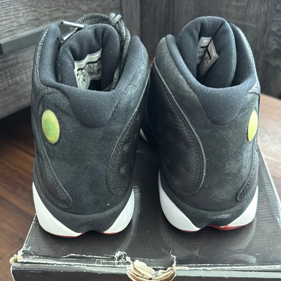 Air Jordan Men's Pre loved Retro 13 Black Varsity Red Sneakers Playoff 2011 - Picture 4 of 12